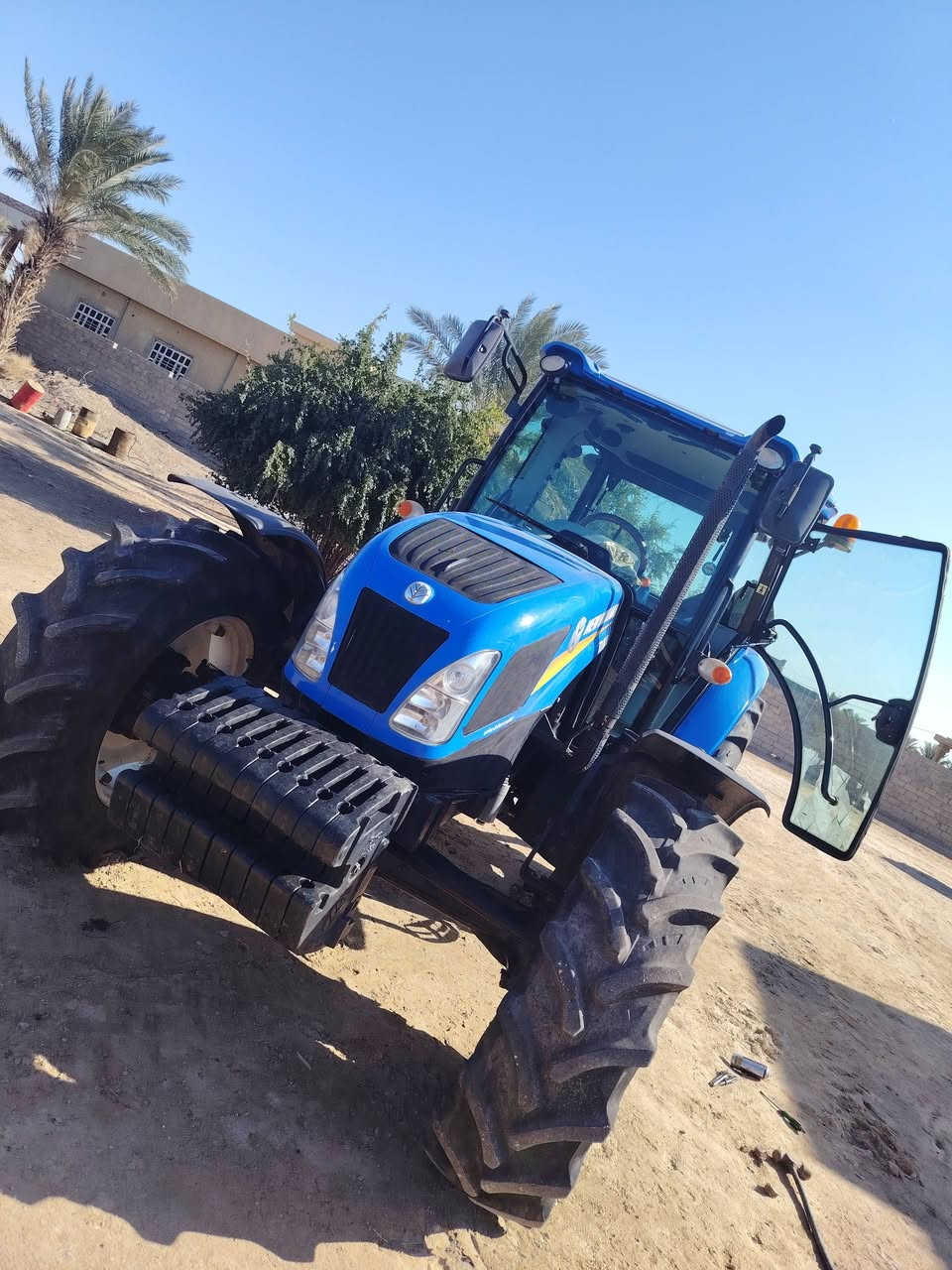 نيو هولند حجم 110موديل 2014  كفاله عامه  مكان الانبار الكرمه
مو شراي لا تتصل وتعذبني وياك ***********
