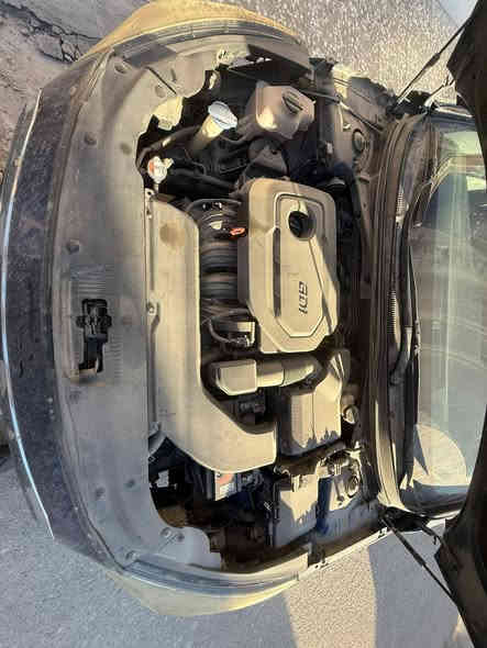 للبيع موديل 17فول مضروبه هسه ب عراق نفس الحادث مالتها السيارة جهازة من كلشي فقط هذا الحادث رقم اربيل الجديد هاتف *********** السعر 100وبيها مجال قليل ملاحضه في كصه القماره يوجد كلير بين الفتحه والجامه الاماميه
