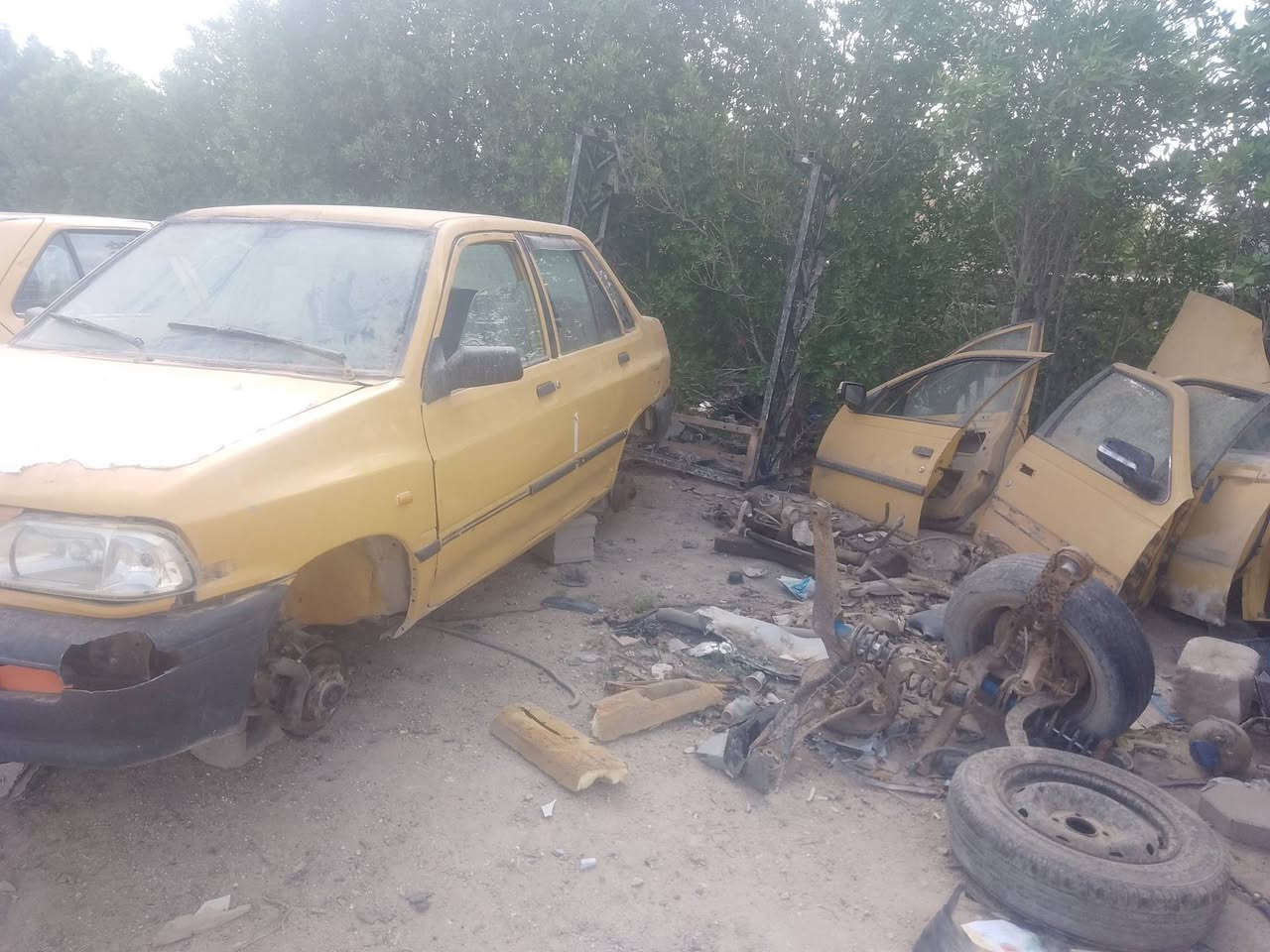 صباح الخير اخوان عندي تفصيخ سايبا محرك بي تبخير قليل 125وكيرسايبه مكفول 150 كاور 50 بيبان جنطه بنيد 20عنواني زبير واشتري سايبات عاطله شغاله مظروبه متروكه ***********
