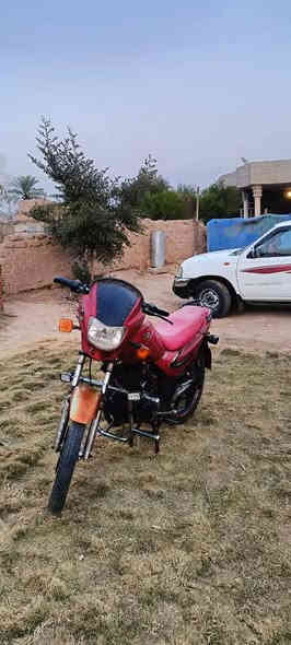 السلام عليكم
ماطور سايم للبيع 
والنظافه جدام العين
***********
