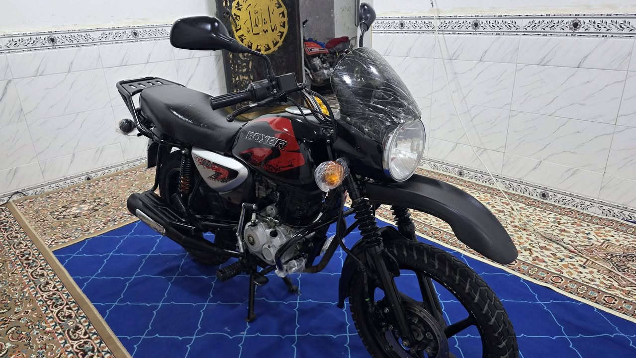 البيع بوكسر، مديل 22 طالعه 23 رقم سنوية الدراجة كفالة عامة بعتي. كرتون استعمال شخصي ماشي سبعة آلف وسعر مليونين و100 /2100 و مكان بصره أبو الخصيب البهادرية ***********
