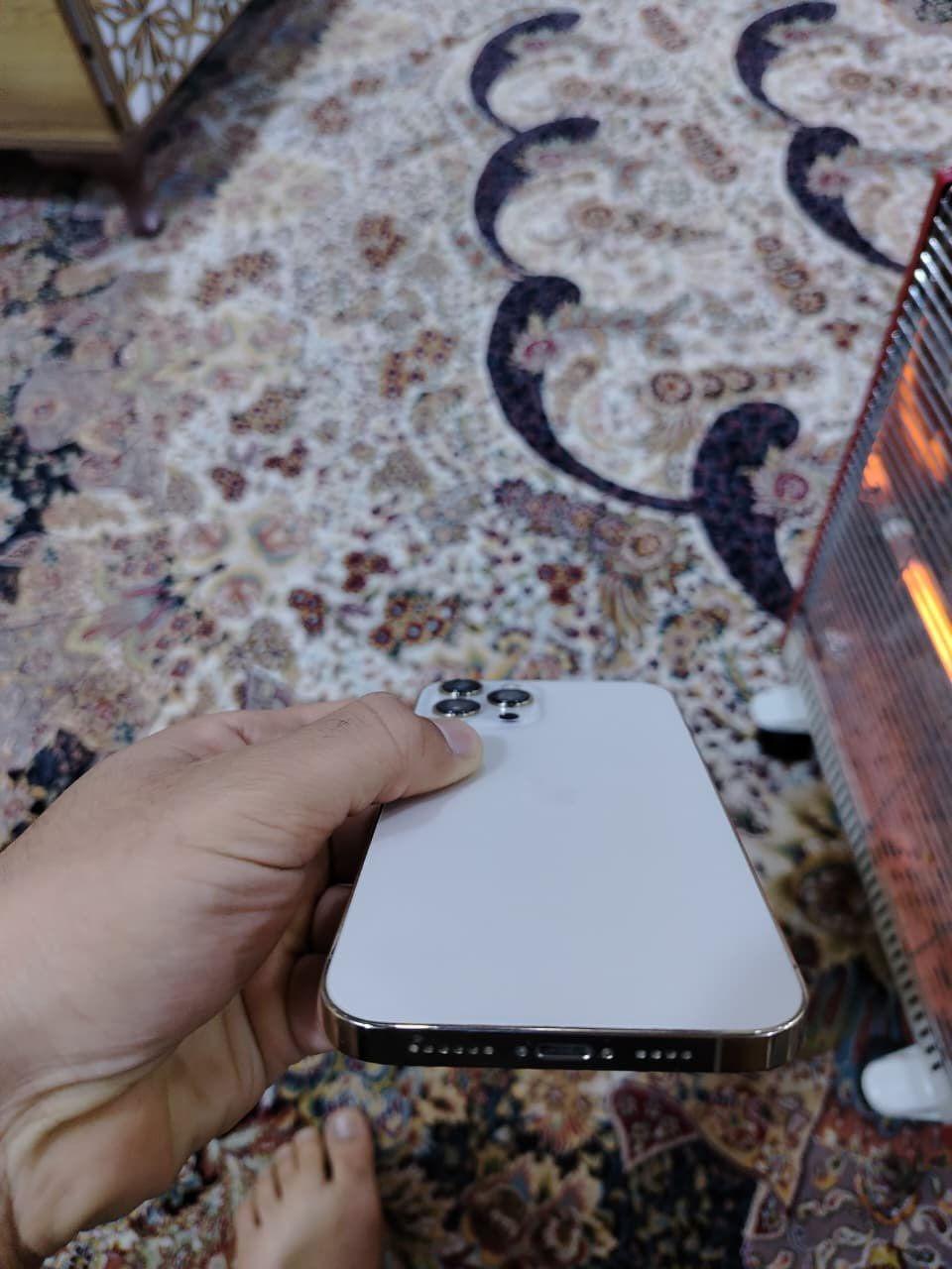 السلام عليكم
ايفون 12 برو ماكس 

ذاكرة 256

مبدل بطارية وفيس ايدي متوقف 

الجهاز كلش نظيف وجديد 

وصرفه بالشحن كلش حلو يمشيني يوم كامل تقريبا 

سعره 450 وبي مجال

مكاني ناصرية مركز


**إذا كنت صاحب هذا الإعلان وتريد حذفه لأي سبب، رجاءا أرسل رسالة إلى الدعم الفني**