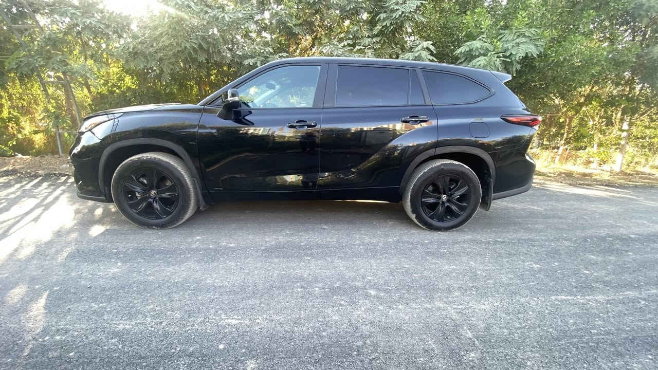 سلام عليكم هايلاندر ٢٠٢٤ هايبرد وارد امريكي فئة Le محرك 2400  ٤ سلندر مواصفاتها معروفه حادثها موضح بالصور ايرباك دركة ودشبول راجعة سستم السياره بيها صبغ دعامية امامية وربع جاملغ  الامامي  ماشية ٧ الاف ميل فقط السيارة بدون رقم وتترقم وين ماتحب رقم مجاني السعر ٢٨٧$  للاستفسار ***********
