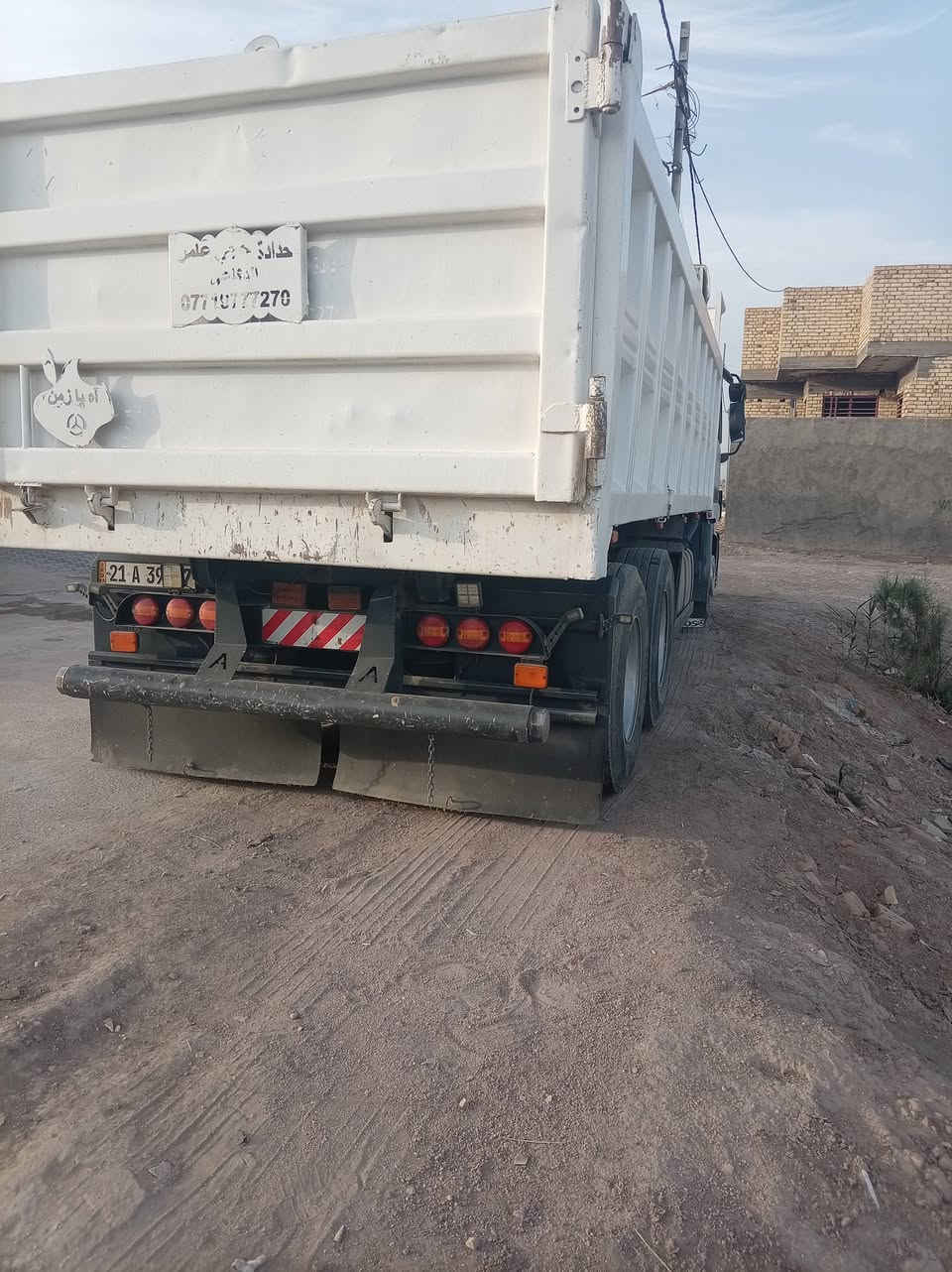 اكتروز للبيع موديل 2002حجم 4325مكفوله كفاله عامه مكاني بابل القاسم سحال ***********اثير 0787613906
