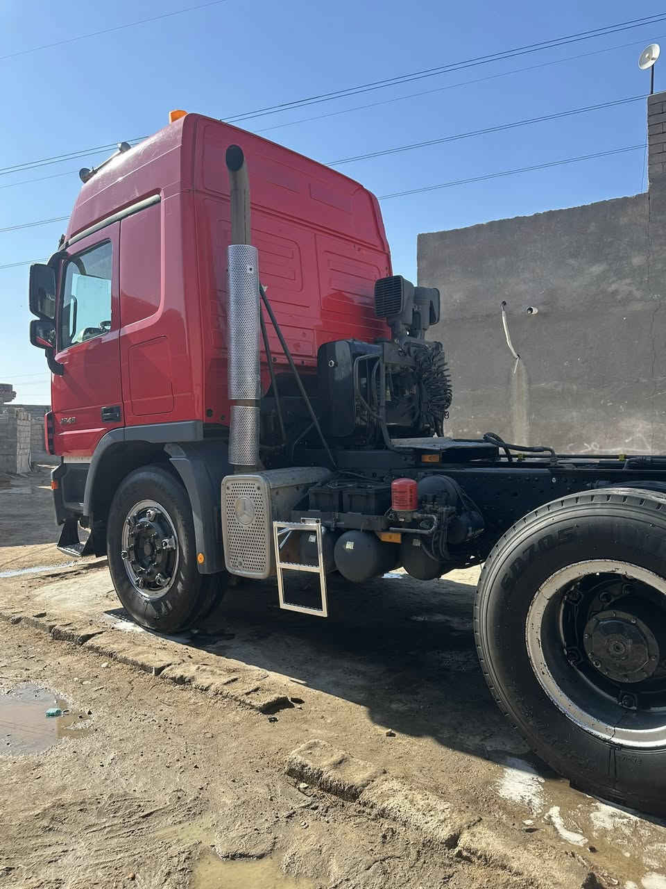 سلام عليكم سياره البيع مديل 9معلايه رقم تصال ***********
