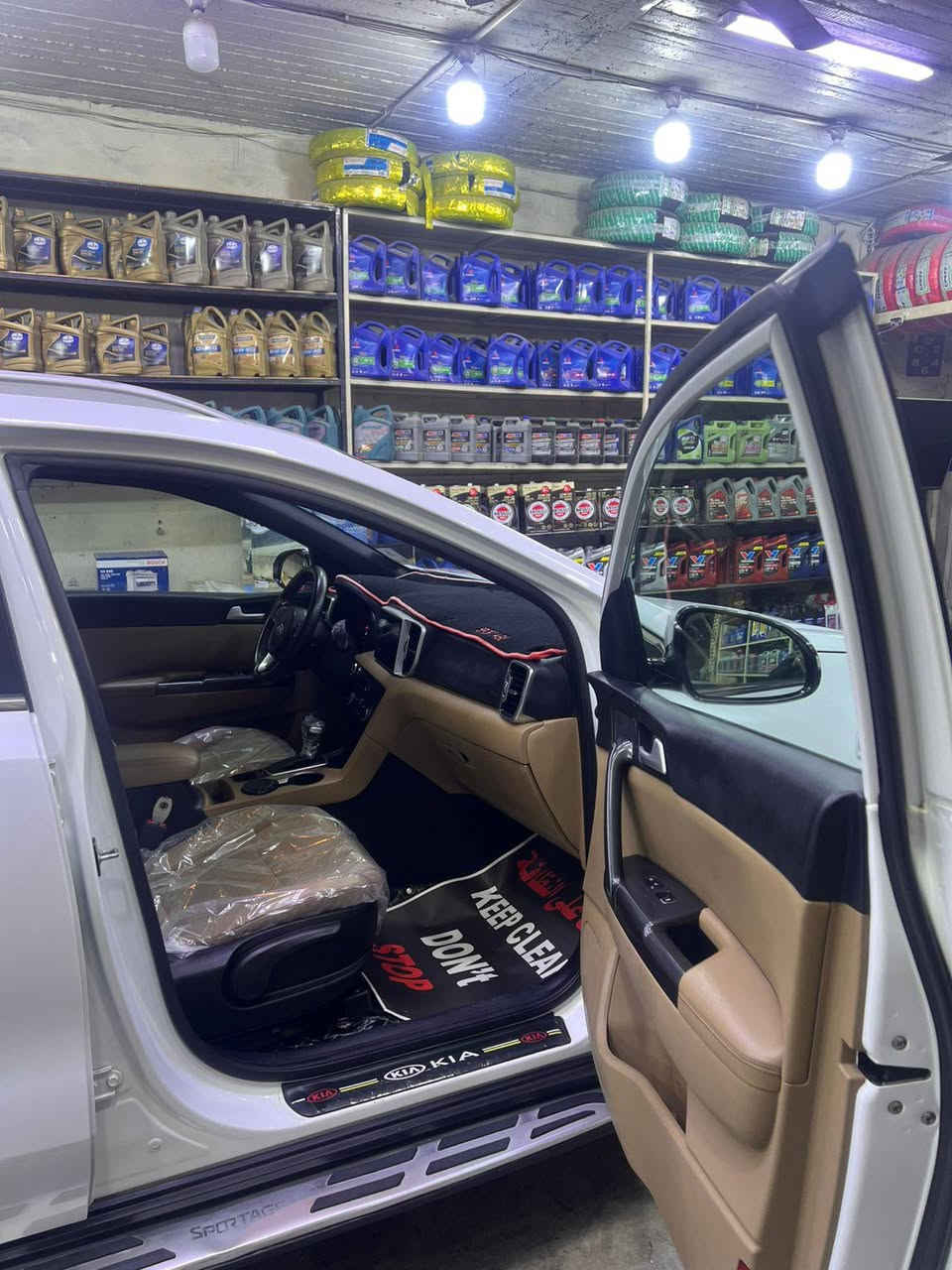 سلام وعليكم عندي سبورتج
٢٠١٨خليجه 
محرك 2000
رقم بغداد
رقم مميز
تخم تايره جديد
باتري جديد
ماشيه ٩٤الف
سياره مكفوله
سياره بصمه
دخل حمصي
سياره حلوه
واستخدام بيت 
سعر سياره 
١٧٥٠٠$
رقم ***********
