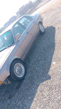 سياره بي ام للبيع سياره مقبوله من كل شيء شرط تسونار جير ومحرك وحداديه ...