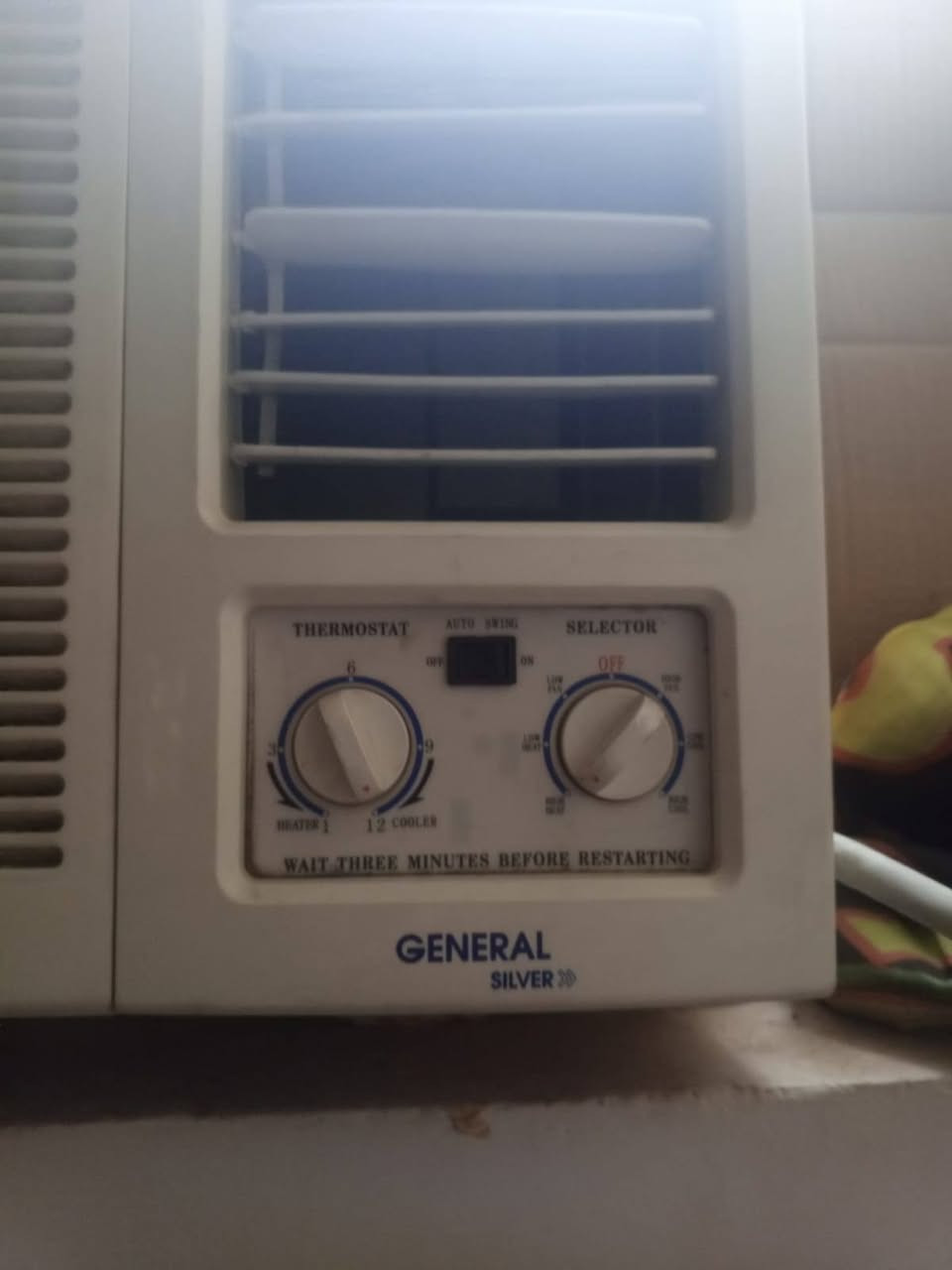 مكيف نضيف جدأ استعمال قليل  السعر  السعر ٣٠٠ الف وبيه مجال


**إذا كنت صاحب هذا الإعلان وتريد حذفه لأي سبب، رجاءا أرسل رسالة إلى الدعم الفني**