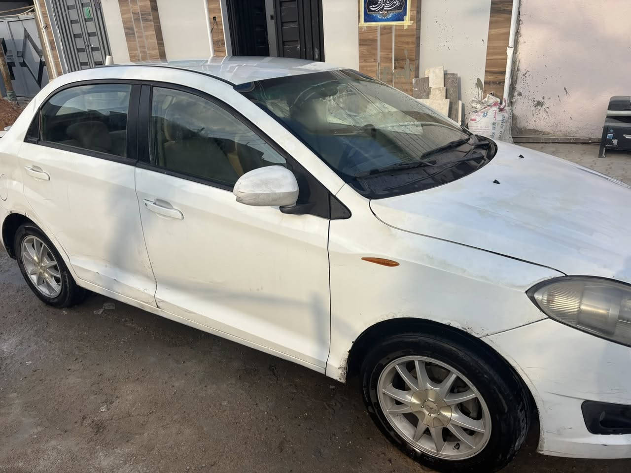 شيري فلاوين 2013 جاهزه من كل النواحي بيه بستم سيفيا يعني متعوج ولف اذا كطعت قايش السعر 24 وبيه مجال  للاستفسار ***********
