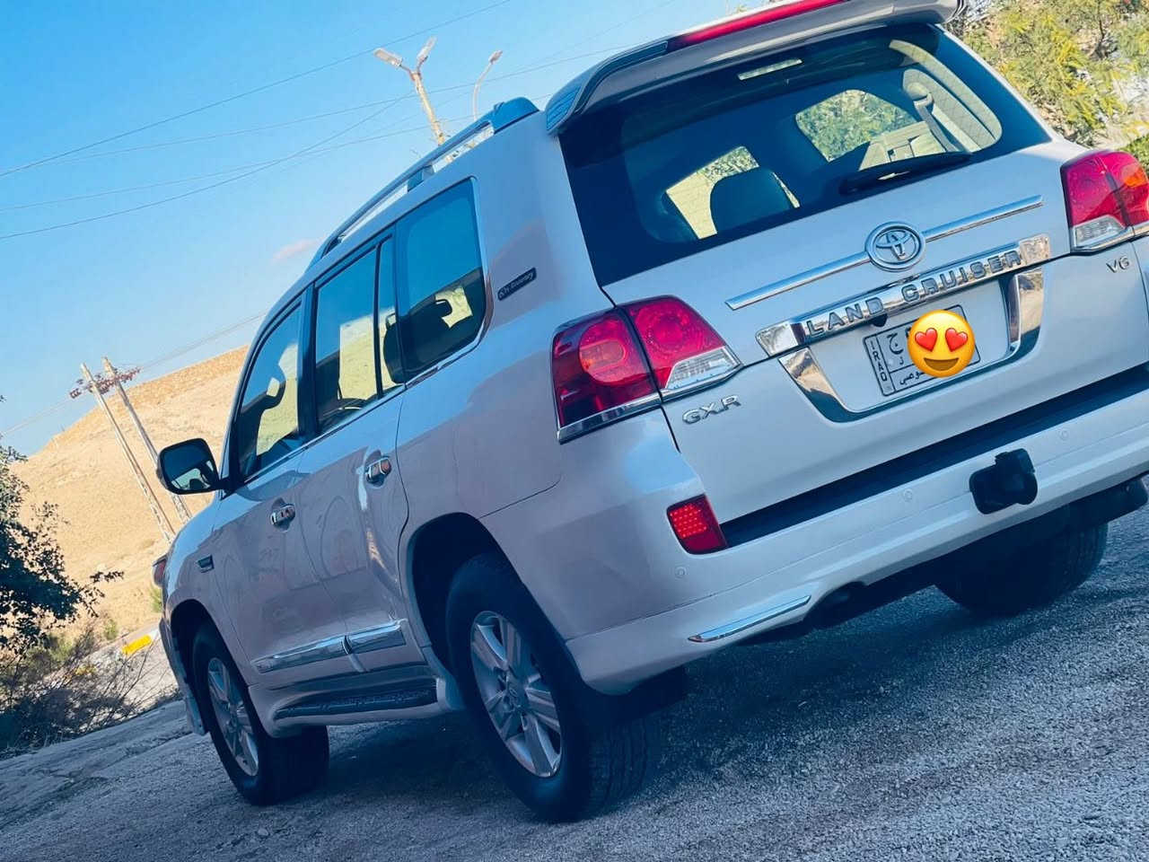 ‏‎سلام عليكم
لاندكروز 2010 محدث 2014 GXR للبيع

السياره احله من الصور بالحقيقه 

فول مواصفات 1/1 💯 :

1- فتحة 🕳️

2- بصمة 🔐

3- حساس خلفي وامامي 🎶🔊

4- ثلاجة 🥶

5-شاشه

6-كامره خلفيه

7- 8  ايرباك 

8-دفع رباعي 🎮

9- رقم بغداد  

10- تحكم ستيرن 
حجم المحرك:V6

ملاحظة // السيارة  كفاله عامة من جميع النواحي وشرط الفحص ✅  

جديدة بمعنى الكلمه شرط تراي زيرو  تخم تاير حدادية تبريد جاهزة من كلشي مابيها اي نقص وبالعافية ع تكون من نصيبه

  تحويل مباشر  

#مفخره_الأرض 🔥

🟩 السعر(315 )💸بيها مجال بسيط                   
العنوان. الانبار. قضاء حديثه

للاستفسار الاتصال ع الرقم ؛ 
***********

تحياتي لجميع 🌹 🌸 🙏🏻
