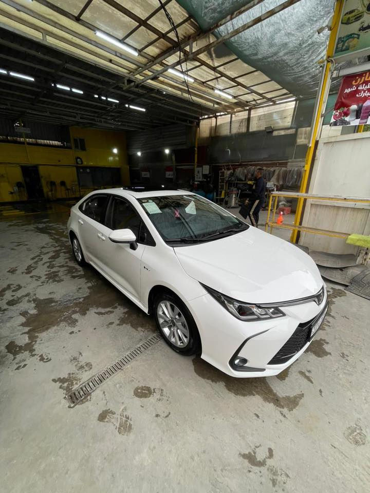 السلام عليكم

للبيع تويوتا كورلا هايبرد
 ماشيه 6700 km

رقم بغداد الجديد

موديل 2025

الشكل الخليجي 

فول مواصفات HEV

مكفوله من الصبغ بيه جاملغ طخة وموضح بالصور 
                                                                                       
  تحويل مباشر 

سياره جديده بمعنى الكلمه

***********

مكان السياره بغداد الصليخ 600 
السعر 23 مليون ونص
