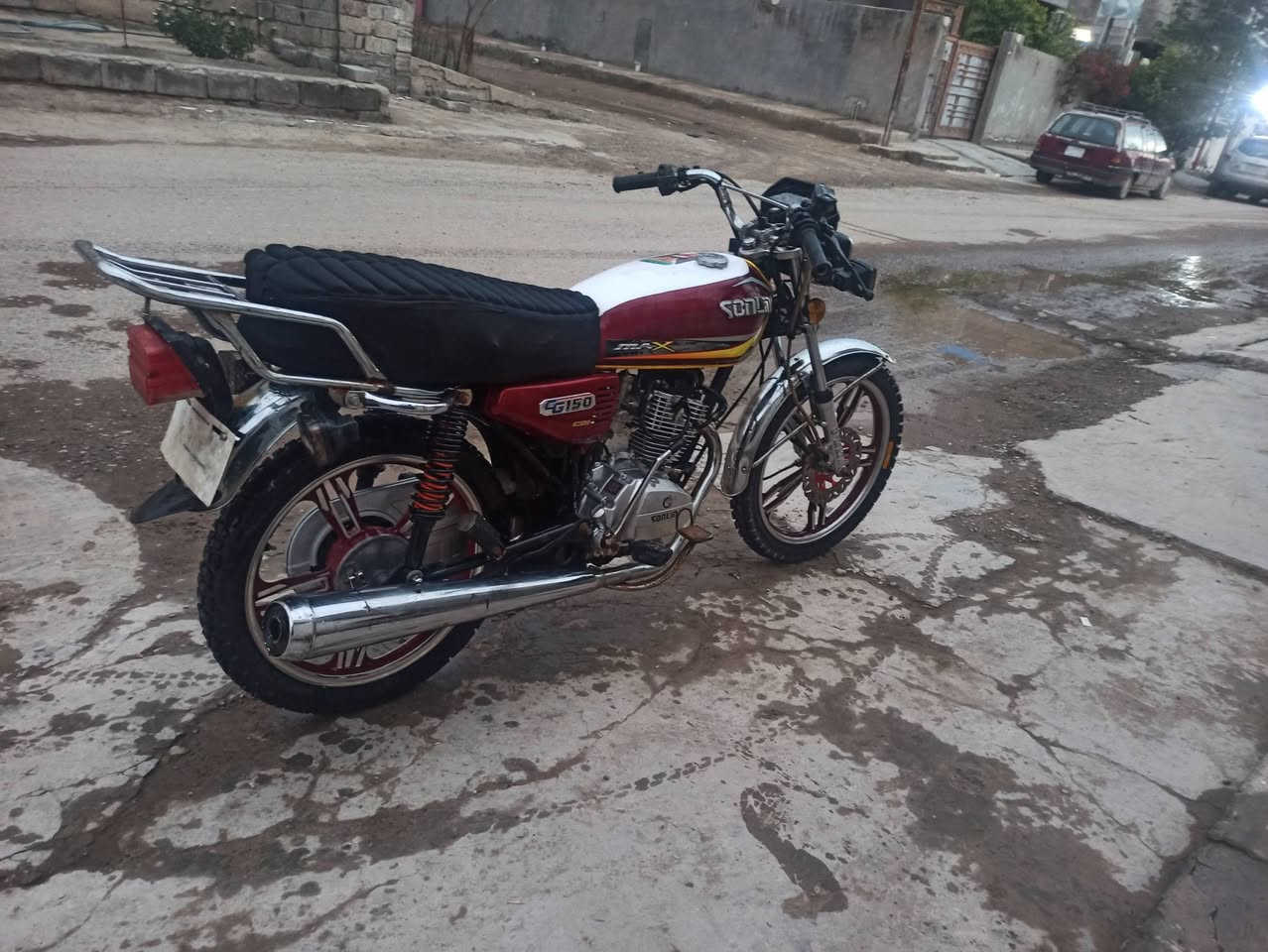 سلام عليكم دراجه موديل 23 كله شغاله منفيس كامله سعره 425 وبيه مجال قليل كلش رقم الهاتف ***********
