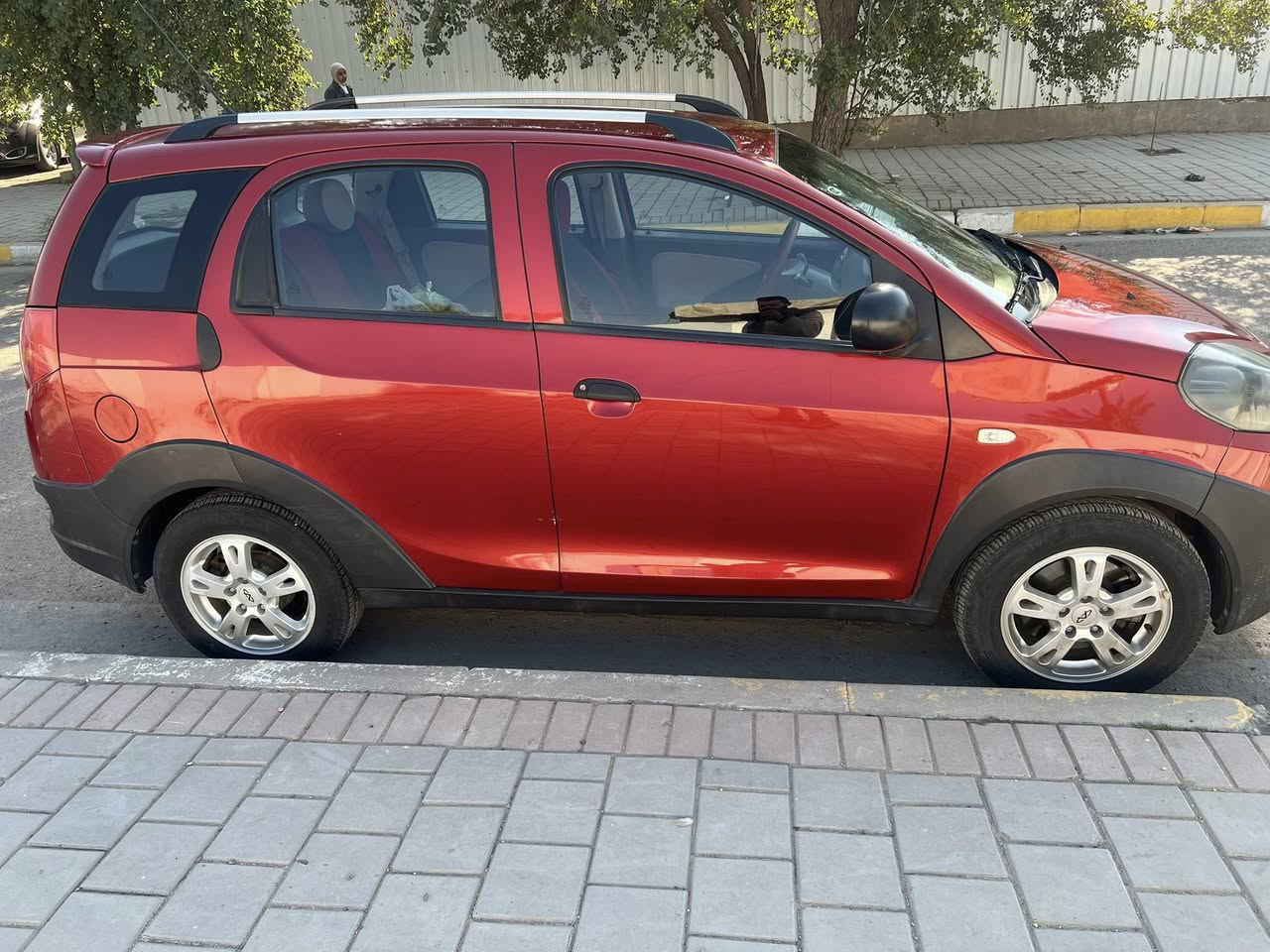 سلام عليكم شيري x1 موديل 2014 ماشيه 18 الف حقيقي مكفوله من ضربه و صبغ و بارد
العده مالتهة كله ع وضع الشركه باسمي رقم بغداد الجديد
السعر 60 و بيهة مجال 
العنوان اليرموك 
***********
