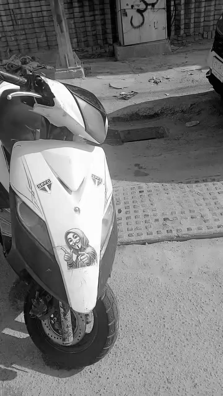 السلام عليكم دراجه ماكس ثعلب 140 دراجه لا نضوح لا تبخير لا صرف بأنزين دراجه خير من الله  كهرباأيات كله شغاله بيه لايتتات عالي ناصي زنون ابيض ثلجي  بيه  مكينه تشك كاع كلج امامي رياضي دراجه هاون مكينه كلش قويه نقصه باتري فقط شوكت متجي عليه تضرب هندر واحد تطلع متعب روحك حته مصلح لا تروح هندر واحد اطلع كبل دهنه كله اصلي كل أسبوع ابدله دراجه حلوة مرتبه رزنه بشارع للبيع 450 او مراوس حسب القناعه او *********** 💙
