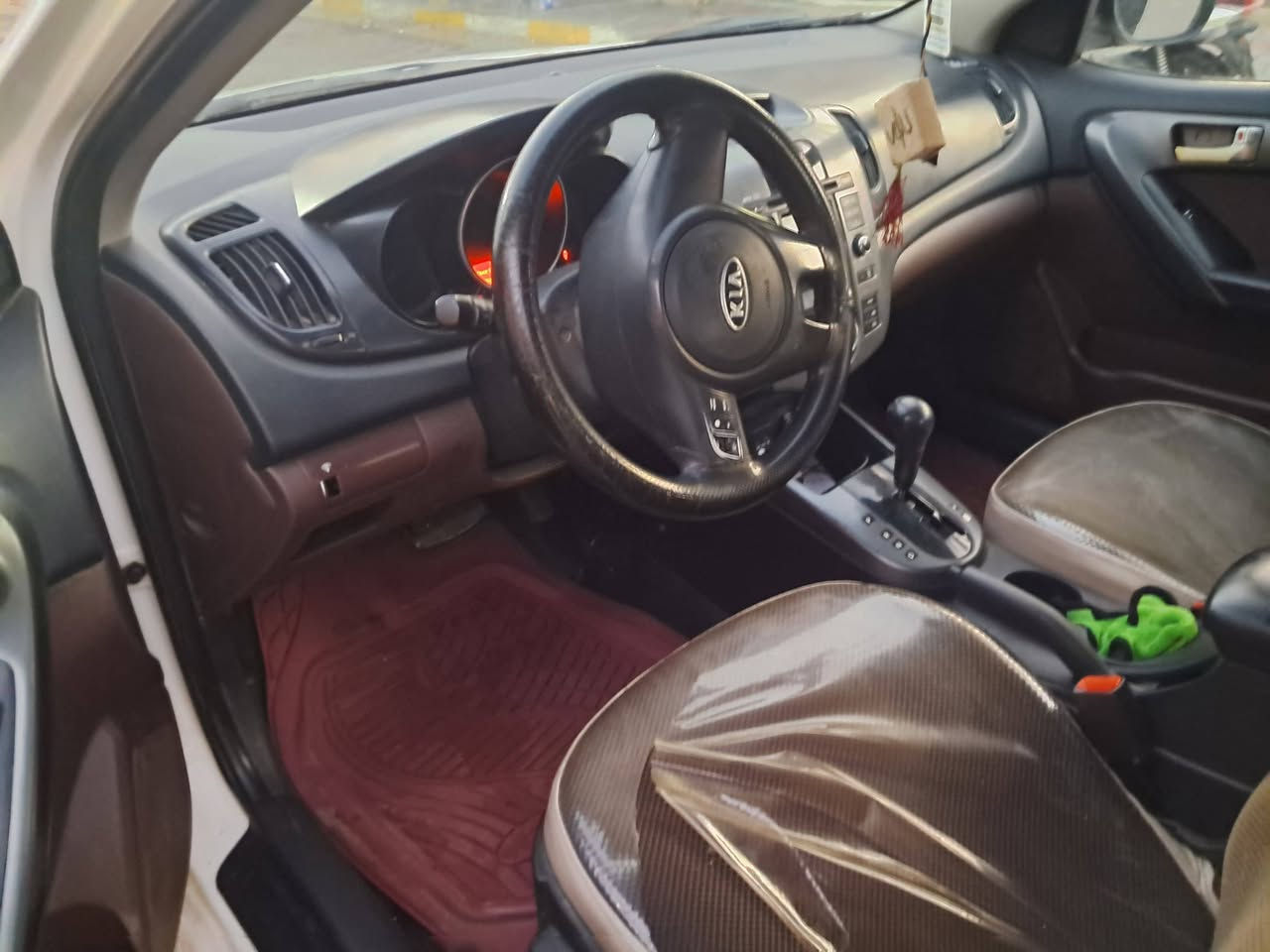 سلام عليكم للبيع موديل ٢٠١٠ السياره جاهزه من كلشي ابسمي تحويل ثاني يوم تفاصيل أكثر اتصل السعر ٩٥ رقم الموبايل ***********
