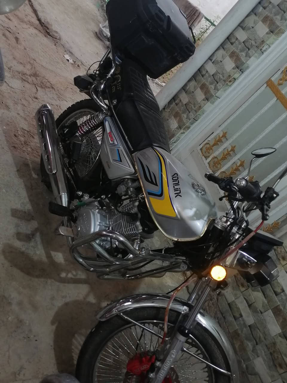 سلام عليكم دراجة تايكر جديدة   ممشاهة قليل؟ السعر ٧٠٠


**إذا كنت صاحب هذا الإعلان وتريد حذفه لأي سبب، رجاءا أرسل رسالة إلى الدعم الفني**