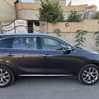 ٦ سلندر ٣٣٠٠ • ٧ راكب • ٨٤ الف ميل