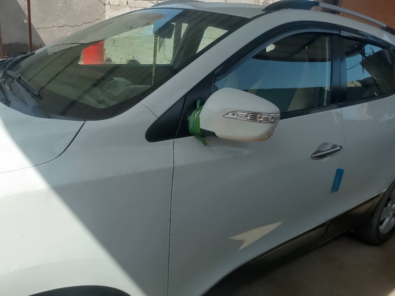 توسان خليجي موديل 2012 سياره حلوه نضيفه مال بيت مكان بابل السعر 135 وبيه مجال ***********
