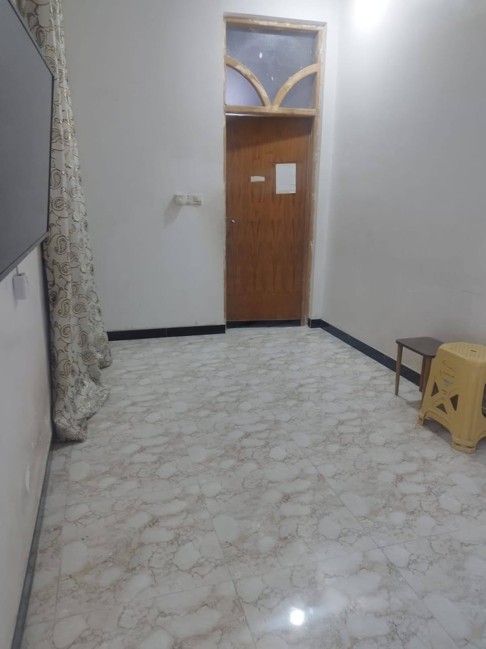 مشتمل للبيع منطقة الخاچية شارع 30 طابق واحد مكان مميز للستفسار ***********
