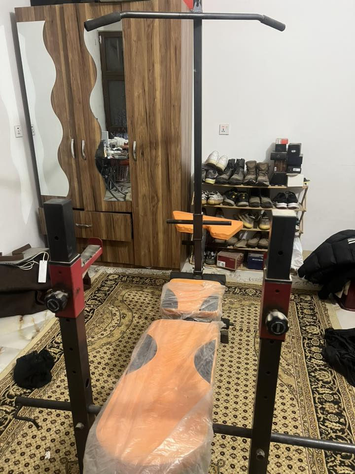 سلام عليكم عندي هذا الجهاز مستعمل نظيف حتى ما نازع الجيس منه مكاني كركوك سعر ١٥٠ الف *********** رقمي للتواصل
