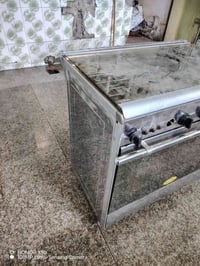 طباخ للبيع جديد كل عطل مابي طباخ نوعيته عشتار للتواصل ابو ايه 07719054...