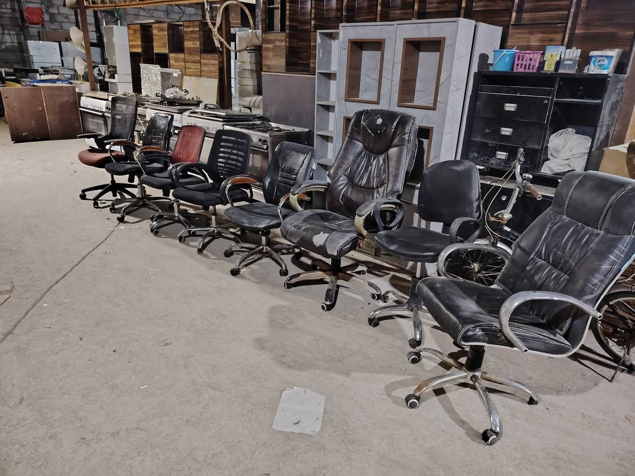 وصول بضاعه جديده بانسب الاسعار
هيت الجمعيه الثانية قرب جامع دبو وسكلة الحمزه
***********
نعتذر عن التاخير بالرد
متواجدون العصر وبالليل
