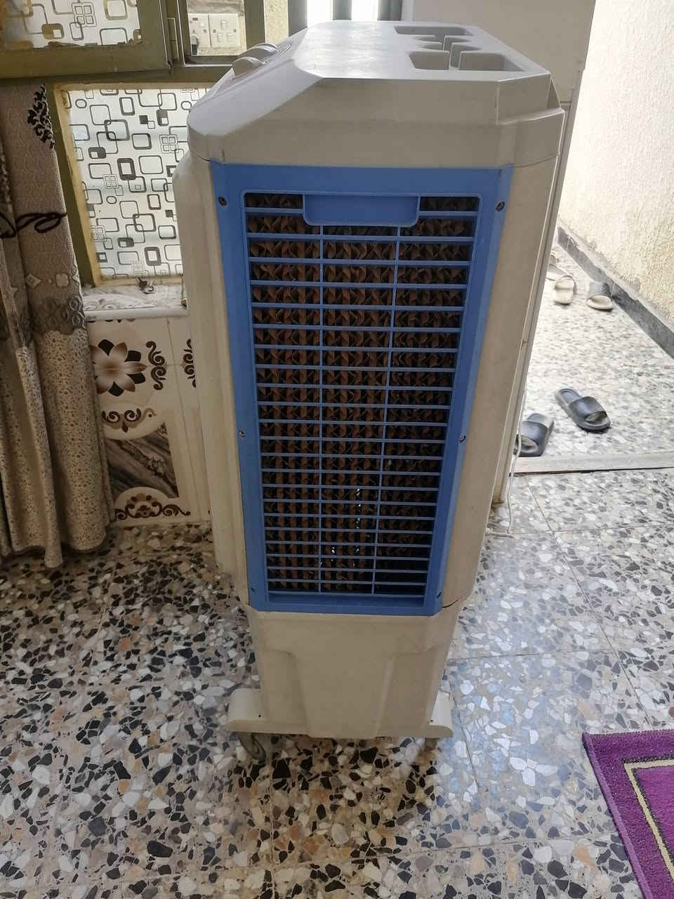 كونفيرا 3سرعات نضيفة مال بيت سوبر امبريال هواهة بارد ثلج للبيع سعره 75الف مكاني بغداد مدينة الصدر اخير الجوادر ***********
