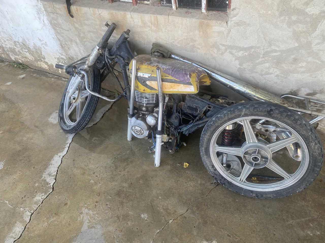 موطور ادوات  للبيع للتواصل***********
