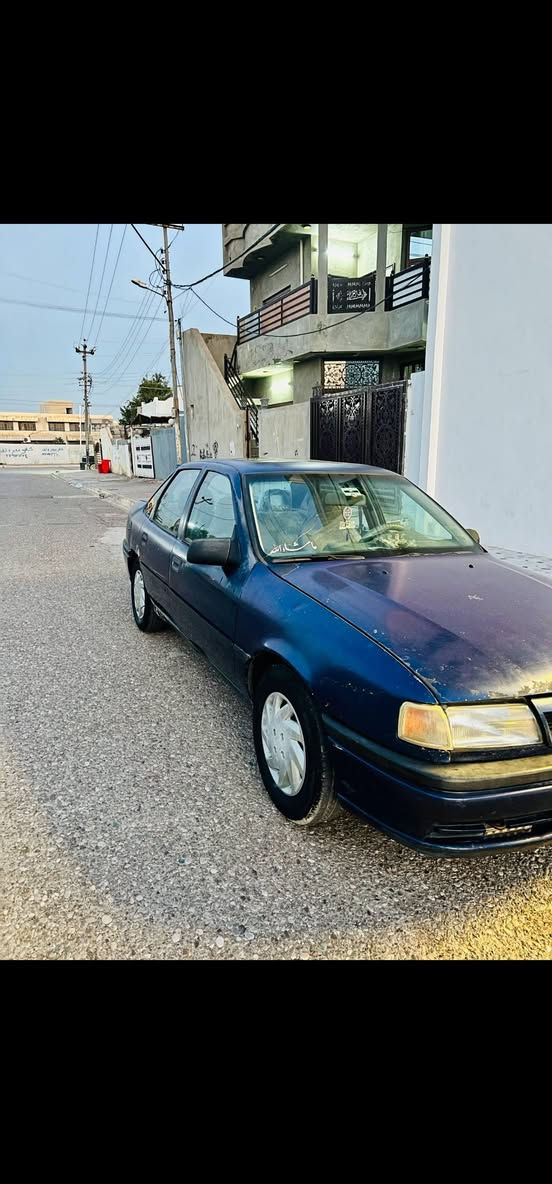 السلام عليكم سياره اوبل فيكترا موديل93  محرك 20 تخم تاير داخل جديد كهربائيات شغاله رقم كركوك مكانها كركوك
*********** سعر ٣٥
