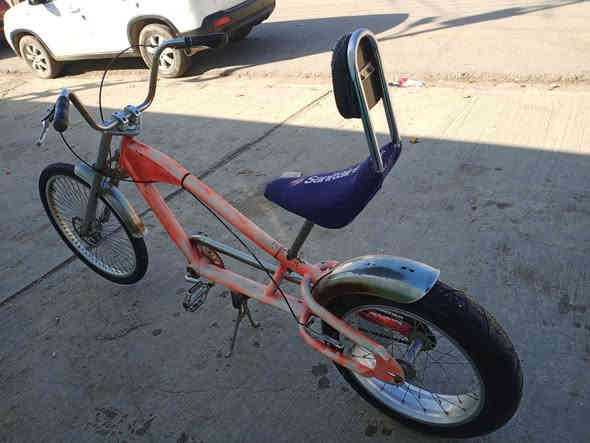 للبيع بايسكل نظيف جدا  ورقم ***********
