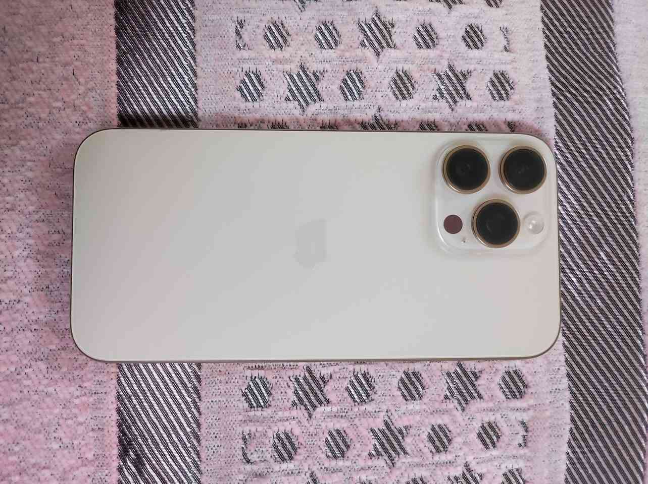 اللهم صلي على محمد وال محمد
ايفون 16 برو ماكس 256 جهاز شخط مابي 
الجهاز ماستر شرق أوسط  الكرتونه والكيبل 
السعر مليون 425  بعده داخل الضمان مكاني بابل تقاطع الثوره 
***********
