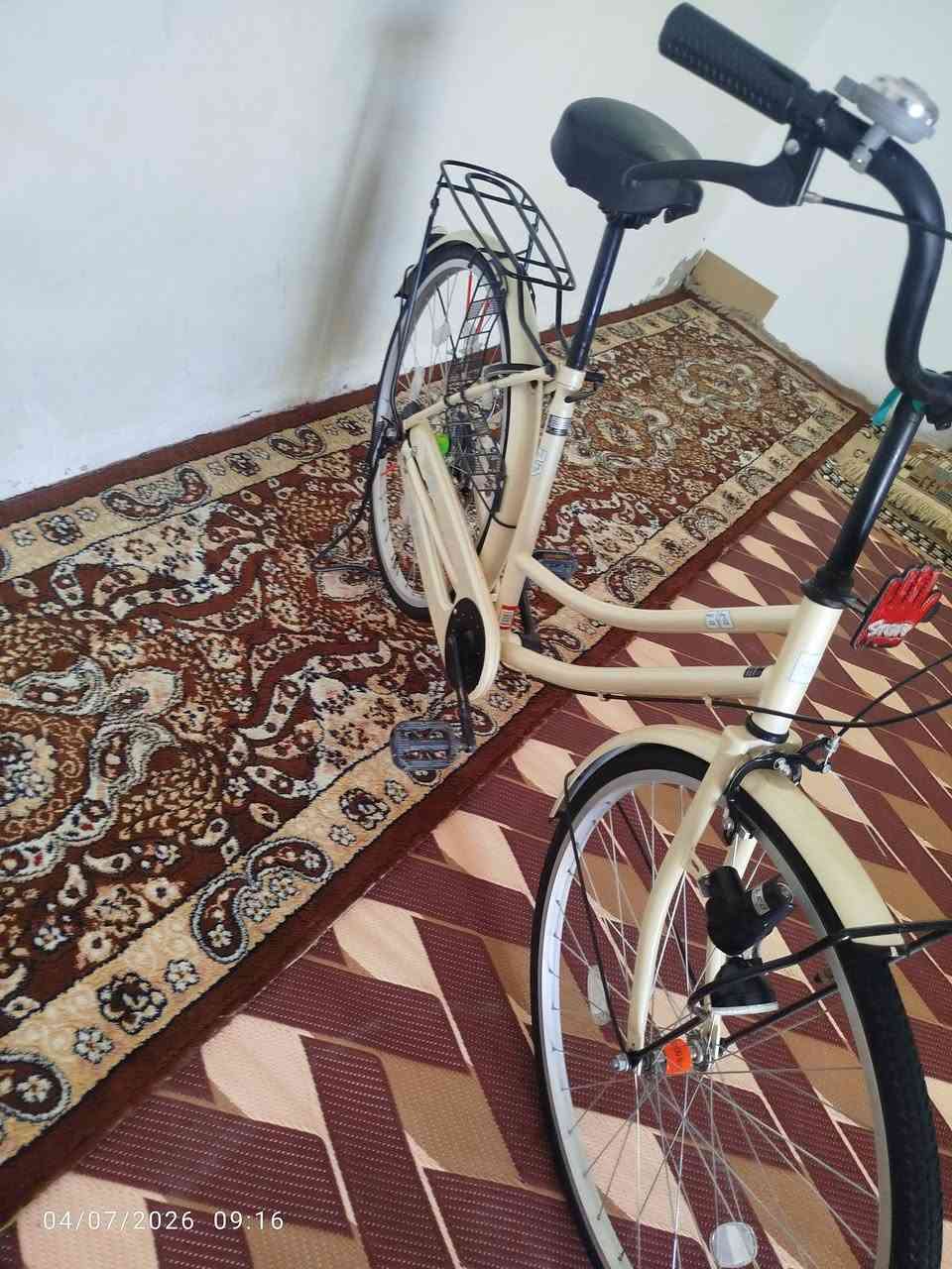 سلام عليكم بيسكل للبيع ياباني جديد مال حاويه مديل 22 شهر 8 .. السعر 130وبي مجال الشراي بيخير ويدلل =.       ***********
