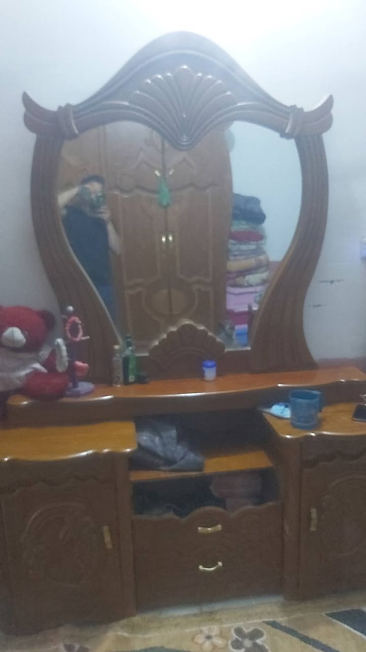 غرفه للبيع   تسكام  ثقيل   نضيفه
*********** ستفسار   عله رقم
