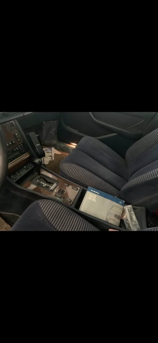 مخزونه وبلادية موديل ٩١جديده سيدي جنجر ١٢قرص وسلايت وكشن كهرباء ومفاتيح الشركة وسلايت وغرفه زيرو مكينه افتح القبغ والكامشفت بالشمع ***********
