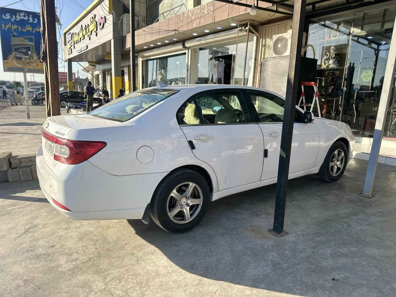 ابيكا ٢٠٠٩ سنوي هزه جديد طايرات جديد كير محرك بشرط محرك ما مفتوح محرك بدون بخار و صوت تبريد ثلج بي قطعتين جملخ خلفي سكن و سندوق بدون دواخل شرط تحويل وكاله سعر ٧٨$ بي مجال
*********** واتساب

***********
