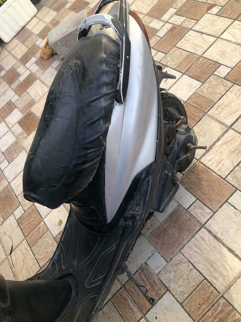 سلام عليكم ماكس ثعلبه١٤٠ الدراجه زينه بس كايمه وبدايه  كلشي بيهه بلاد ماكو اي شي تجاري كهربائيات شغاله  دراجه زينهً  سعرهه 150 وبيهه مجال شراي يراسلني خاص


**إذا كنت صاحب هذا الإعلان وتريد حذفه لأي سبب، رجاءا أرسل رسالة إلى الدعم الفني**