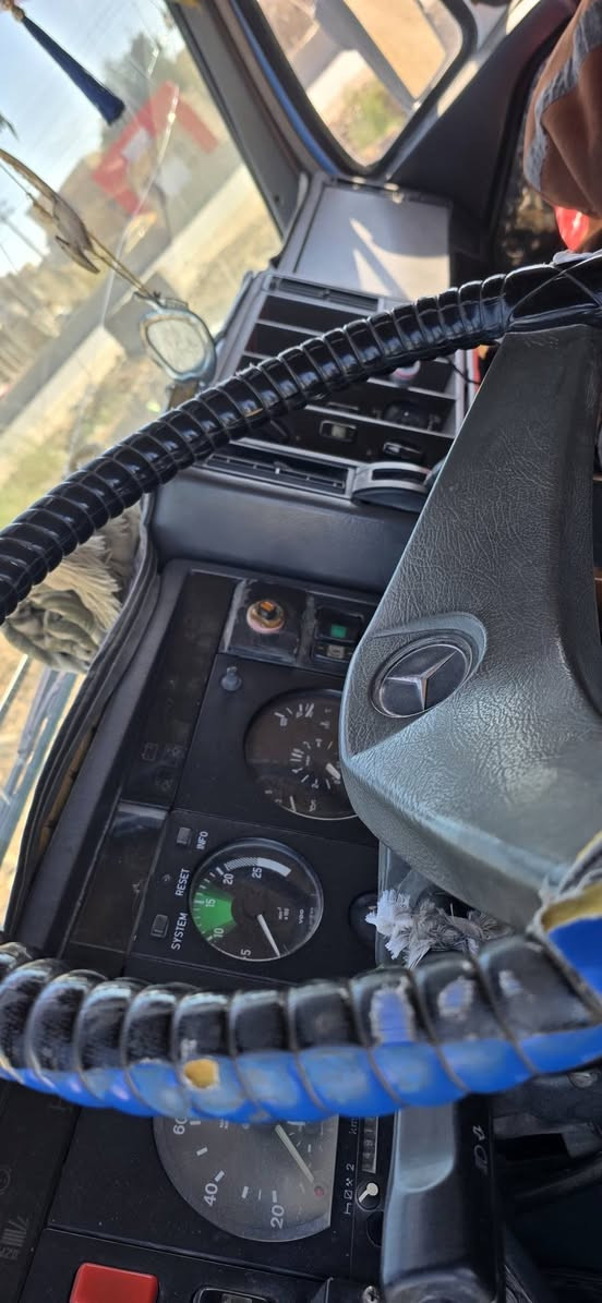 يالله سياره البي ٧٥ للبيع
الشاصي كفاله عامه القماره ٩٧مكفوله حتى من الصبغ.      مجموعه نص ٩٧ مكينه ٢٨ استندر لاتنقيص لا تبخير كير١٣٠ داير ١٤ برميل السياره كفاله عامه من كلشي شاصي مكينه كير حداديه 
السياره بأسمي مكاني ديوانيه رقم المبايل 
***********
***********
