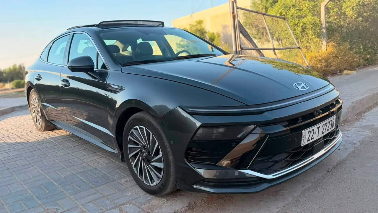 بسم الله الرحمن الرحيم 

هونداي سوناتا  24 هايبرد لمتد
 
موصفات : فول الفول رادارات 360 كامرات 360 حساسات 360 درجه بردات خلفيه بالريمونت تتقدم وترجع صندوك كهرباء مابيها اي نقص

الحادث موضح بالصور تبديل بنيد وجاملغ فقط 

لشــــراء المركبة  💸: الحـــظور إلـــى مـــوقع الشركة 
الفـــرع الاول : الكــائــن الثعالبة_المدخــــل الاول ✅
الفــرع الثاني : ديالى منطقة الحويش قرب العبارة   ✅
الفـرع الثالث : بــــغــداد حي الجهاد  ✅

 نوفر لكم  : 🫰
1️⃣ انــسب اسعار  النقــل من جميع الولايات الأمريكية       🚢
2️⃣ معقبين  لتخليص المركبة وإيصالها للزبون بأسرع وقت  ⌛️
3️⃣ ورشة لتعمير المركبة وشحنها  إلى الـبصره او اربيل  👨🏼‍🔧 

 للاستفسار : 
جاهزين للرد لجميع استفساراتكم فيما يخص استيراد السيارات 

 ***********     احمد الشمري 
 ***********     محمد سمير
