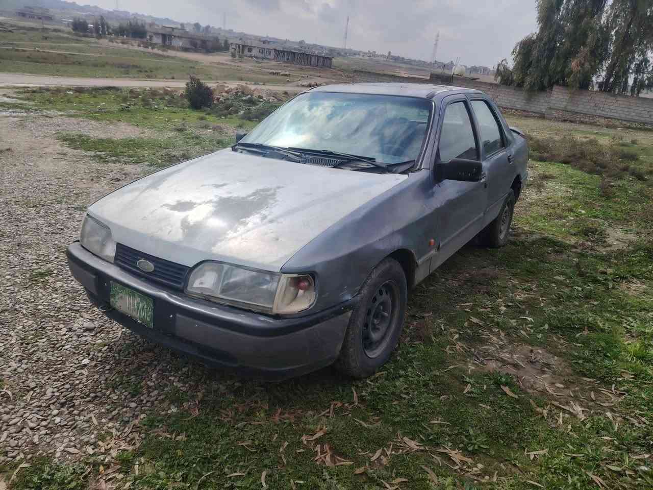 السلام عليكم فورت سيره لبيع موديل 91 محرك قبق اسود كابون بازين ال سعر 15 الاتصال على الرقم ***********
