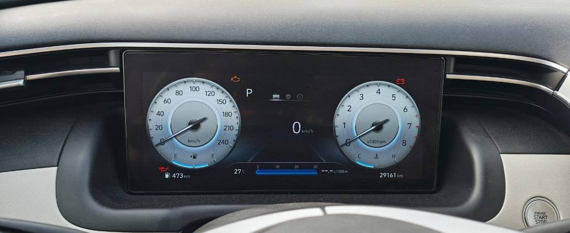 السلام عليكم
توسان موديل ٢٣ للبيع خليجي رقم بغداد باسمي مكفولة ماشية ٢٩ الف كيلو بصمة حساسات امامية خلفية كامرا وشاشة متصلة بردات خلفية تشغيل عن بعد كراسي كهرباء السايق والراكب مري شفط داخل كريمي مدوشمة جلد ارضية وكراسي مكان السيارة ديالى المقدادية 
السعرر ٢١٤ وبيهة مجال 
***********
