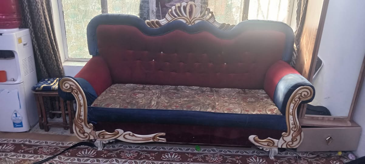 السلام عليكم
تخم ملكي مستخدم قليل بي اضرار بسيطة
مدينة الصدر
السعر 200 الف


**إذا كنت صاحب هذا الإعلان وتريد حذفه لأي سبب، رجاءا أرسل رسالة إلى الدعم الفني**