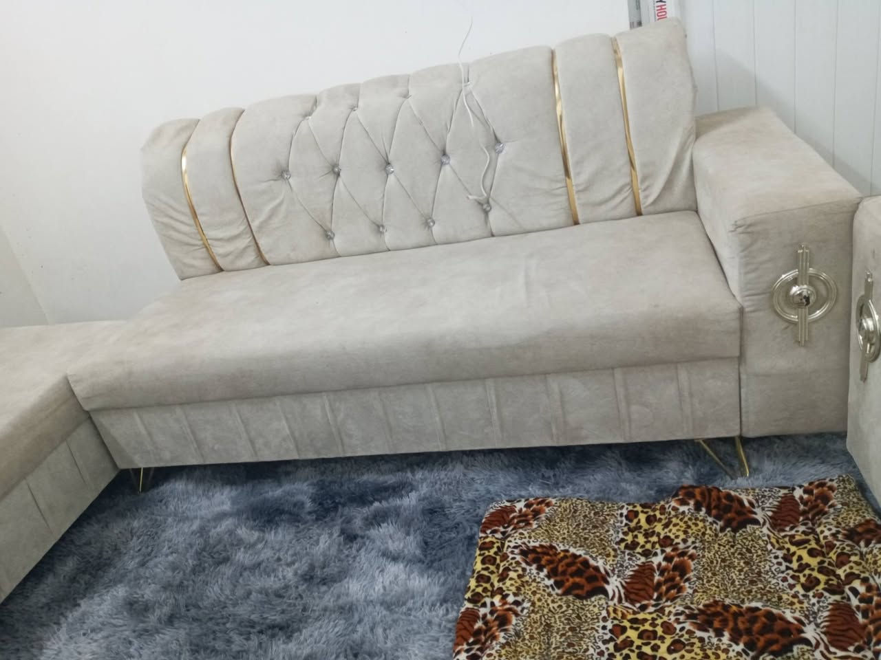 تخم ٥ مقاعد سعره ١٦٠ الف


**إذا كنت صاحب هذا الإعلان وتريد حذفه لأي سبب، رجاءا أرسل رسالة إلى الدعم الفني**