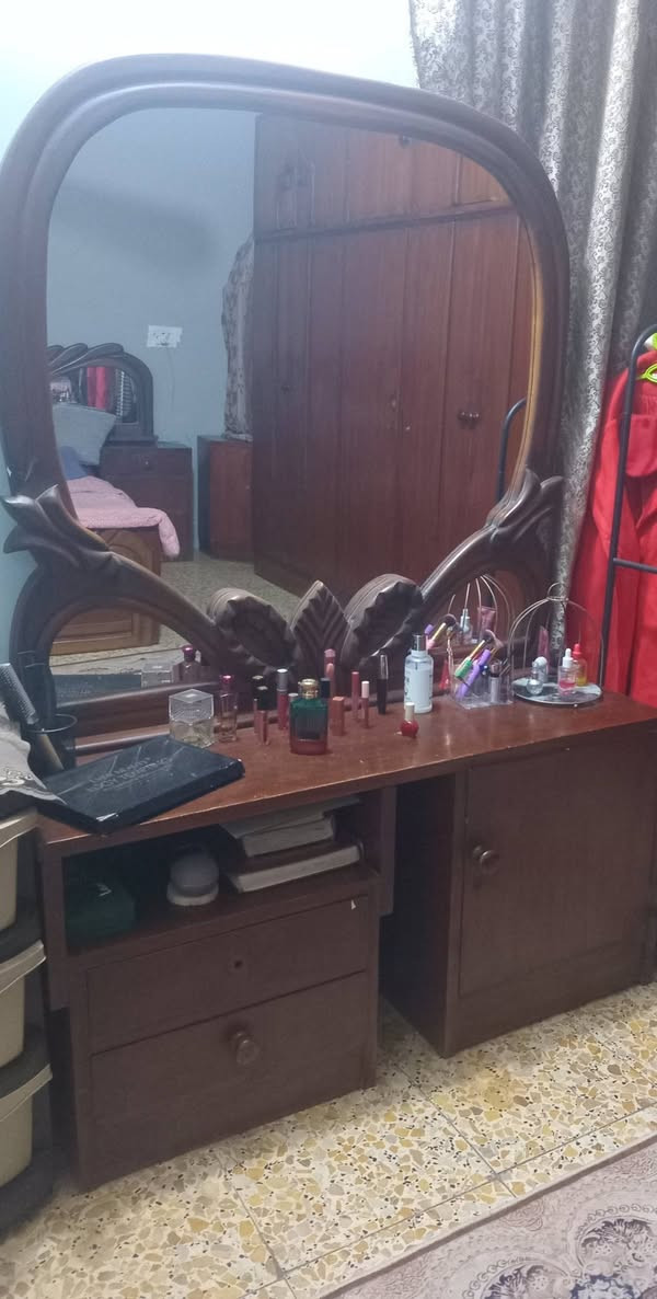 لبيع ٤٥٠ بيها مجال بسيط  كلشي مابيها


**إذا كنت صاحب هذا الإعلان وتريد حذفه لأي سبب، رجاءا أرسل رسالة إلى الدعم الفني**