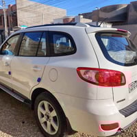 سنتافي 2009 خليجي مواصفات فول موصفات 1 عل1 مكينه 6 سلندر. 7 راكب. فوري...