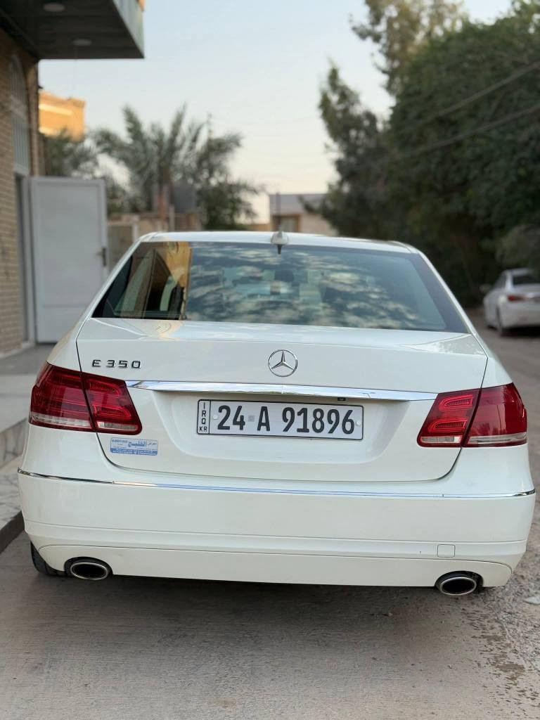 Mercedes Benz -  E350.  v6  3500.    2011     موديل.              
اللون / ابيض 
عداد / 155 الف ميل 
كلين بدون ضرر فقط رصعات بالسونار طلعت مأشر عليها 👇
كير محرك صدر كله تمام 
بس تحتاج ترتيب بالداخل 
داخل جلد اسود 
گير تعليك
تحكمات ستيرن 
كراسي اماميه كهرباء و خزن ميموري 
كشنات تدفئه 
رقم دهوك ب اسمي 
مكان السياره / سامراء 
السعر // 165 $ ورقه
للأستفسار اكثر / *********** سامراء, صلاح الدين
