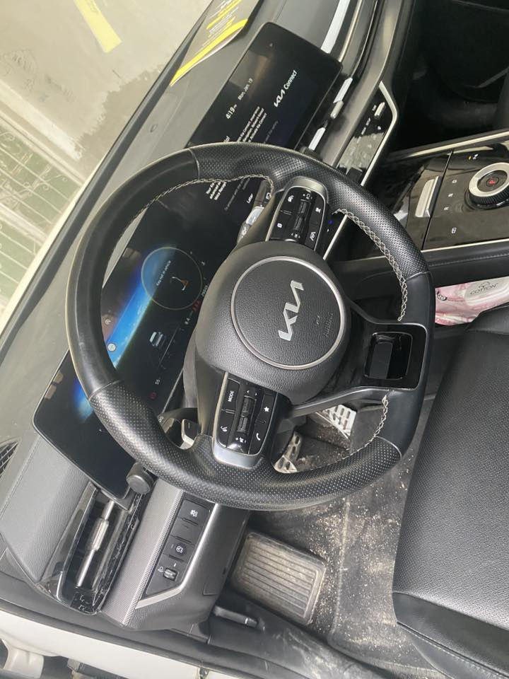 سبورتج 22
اكس لارج 
تفاصيل داخل الصور 
سعر 21$
رقم بغداد
الهاتف ***********
***********
