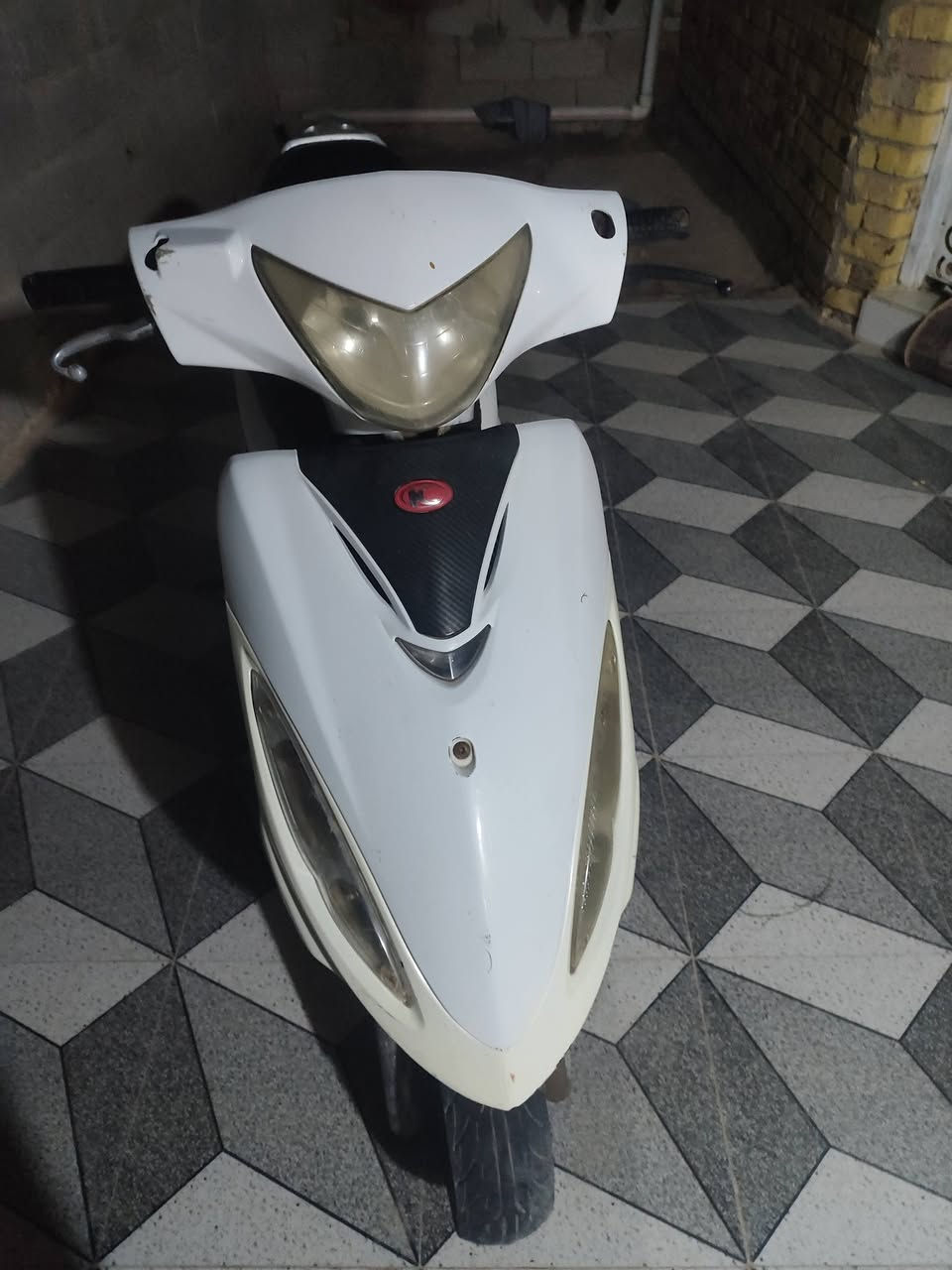 دراجة للبيع جي فور نضيفة شغالة كهربائيات سلف بيها دخان فقط *********** رفاعي
