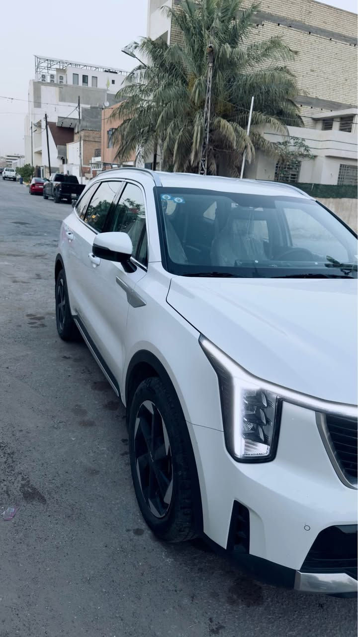 للبيع | كيا سورينتو 2024 خليجي 🇰🇷

✔️ موديل: 2024
✔️ محرك: 3.5 V6
✔️ دفع رباعي AWD
✔️ ممشى: 28,800 كم فقط
✔️ خليجي أصلي
✔️ بدون أي حادث أو صبغ
✔️ مكفولة
✔️ 7 مقاعد
✔️ شاشة كبيرة + عدادات رقمية
✔️ ناقل حركة إلكتروني (دوار)
✔️ شاحن لاسلكي
✔️ حساسات أمامية وخلفية
✔️ السيارة بحالة الوكالة ولا تحتاج أي مصروف.
✔️رقم بغداد جديد

السعر المطلوب: 31000 دولار قابل للتفاوض بالمعقول بعد المعاينة.

📍الموقع: بغداد

للاستفسار أو المعاينة يرجى التواصل عبر الخاص أو الاتصال على الرقم: (***********) بغداد, العراق
