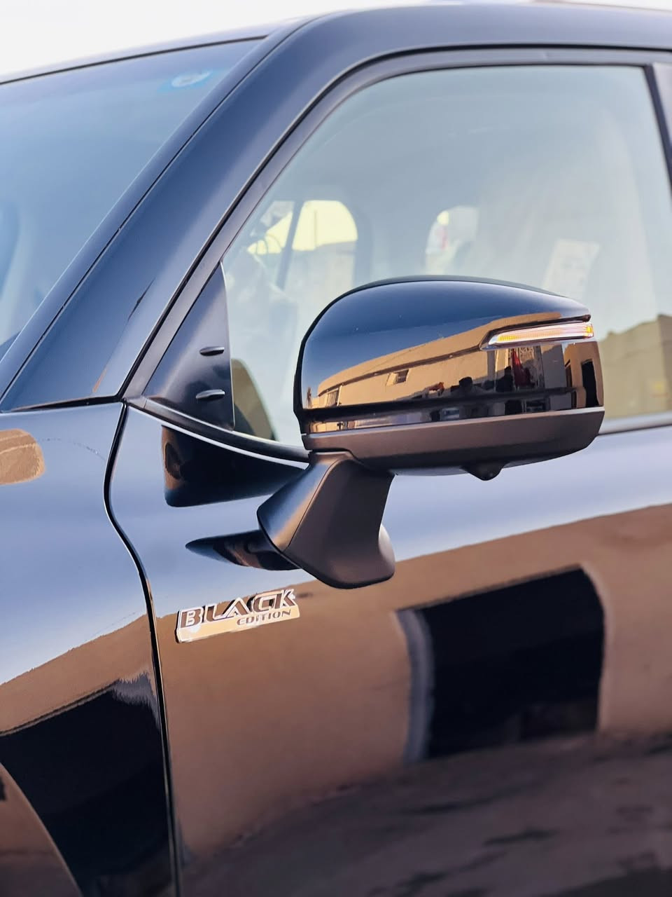 سلام عليكم لبيع لاندكروزر
 موديل 2025 بلاك فول مواصفات 
معروفه مواصفات البلاك 
رقم بغداد الجديد 
العنوان تقاطع النهروان بنفس التقاطع 
الستفسار ***********
