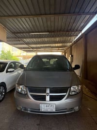 🚗 للبيع – دوج كرفان 2006 🚗 🔹 المحرك: 3300 سي سي 🔹 الموقع: بغداد / الأع...